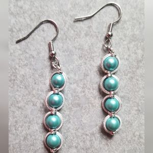 NEW, Blue dangling earings